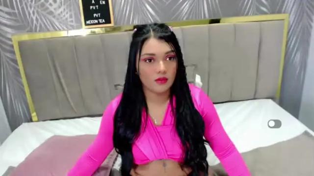 Image 4 of candybunny_fx Stream on Chaturbate on 19 months ago