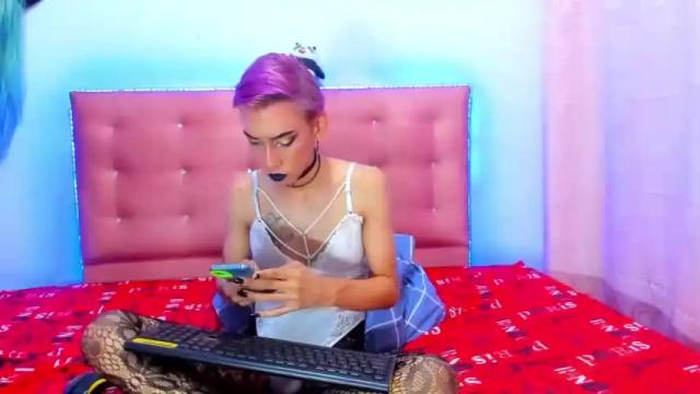 Image 8 of candycexxx2023 Stream on Chaturbate on 16 months ago