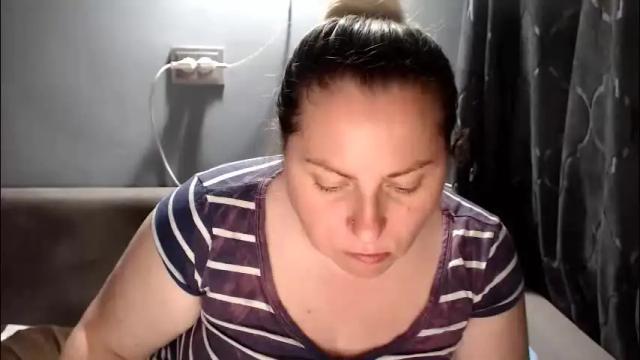 Image 2 of candycream74 Stream on Chaturbate on 2 months ago