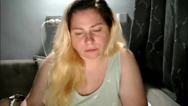 Image 10 of candycream74 Stream on Chaturbate on 1 month ago