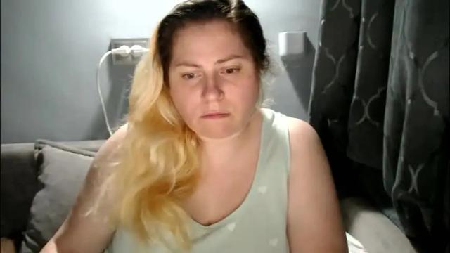 Image 3 of candycream74 Stream on Chaturbate on 1 month ago