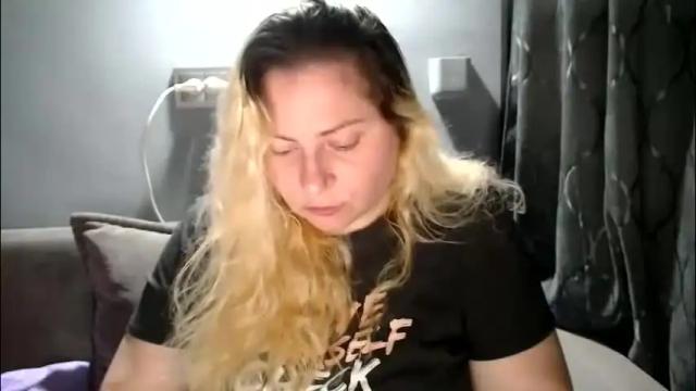Image 6 of candycream74 Stream on Chaturbate on 1 month ago