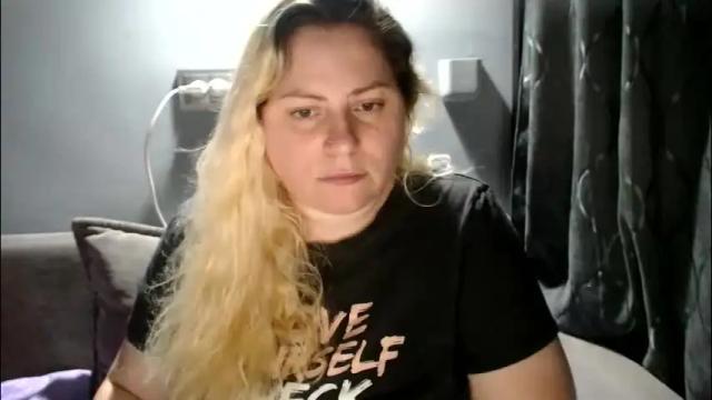Image 8 of candycream74 Stream on Chaturbate on 1 month ago