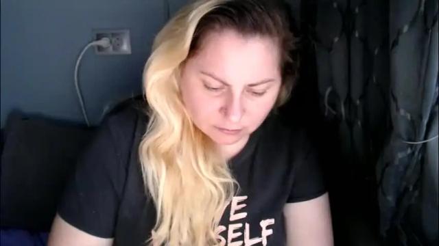 Image 6 of candycream74 Stream on Chaturbate on 1 month ago