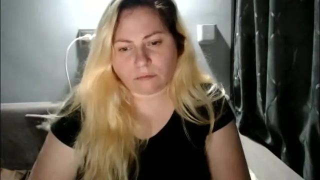 Image 3 of candycream74 Stream on Chaturbate on 1 month ago