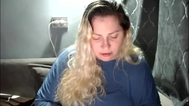 Image 12 of candycream74 Stream on Chaturbate on 1 day ago