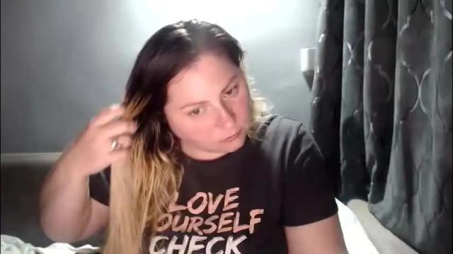 Image 11 of candycream74 Stream on Chaturbate on 14 days ago