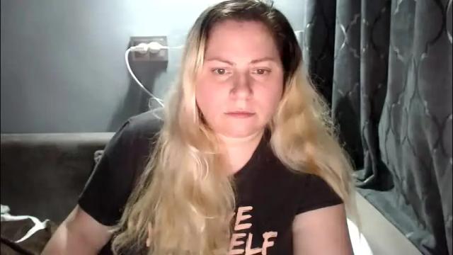 Image 12 of candycream74 Stream on Chaturbate on 4 days ago