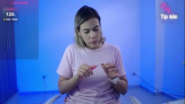 Image 4 of candydowson1 Stream on Chaturbate on 1 month ago