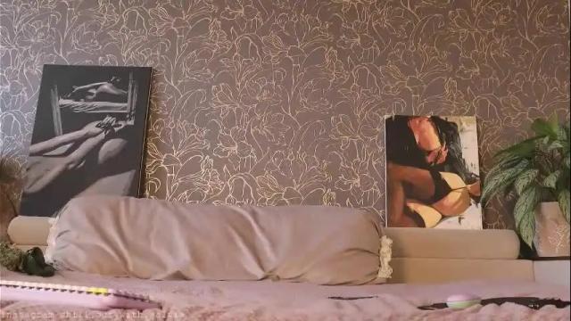 Image 11 of candyfeatcrush Stream on Chaturbate on 1 month ago