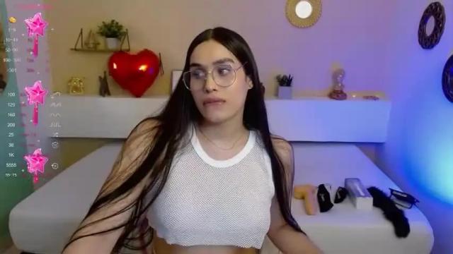 Thumbnail 1, candyflowers2's Stream at Chaturbate, 13 months ago