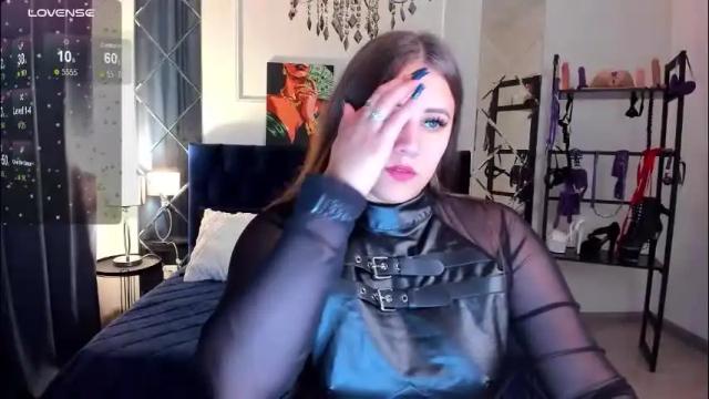 Image 3 of candykimmy Stream on Chaturbate on 2 months ago