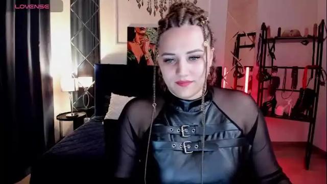 Image 11 of candykimmy Stream on Chaturbate on 2 months ago