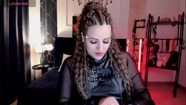Image 3 of candykimmy Stream on Chaturbate on 2 months ago