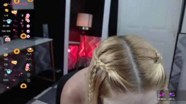 Image 3 of candykush_mjs Stream on Chaturbate on 15 months ago