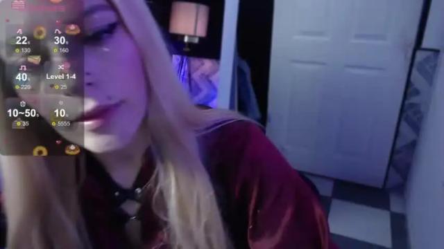 Image 8 of candykush_mjs Stream on Chaturbate on 15 months ago
