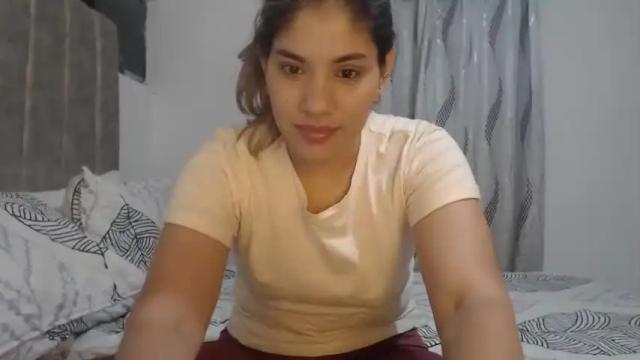 Image 2 of candylove31 Stream on Chaturbate on 18 months ago