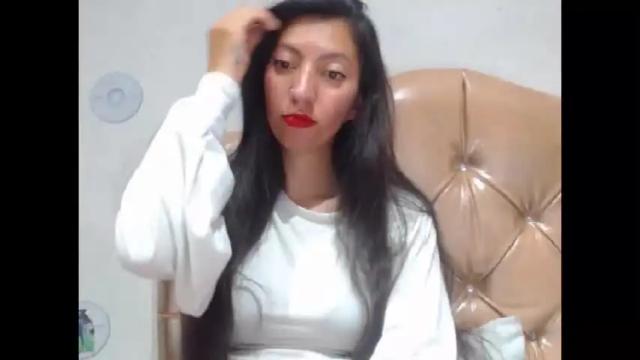 Image 8 of candymilfff Stream on Chaturbate on 15 months ago