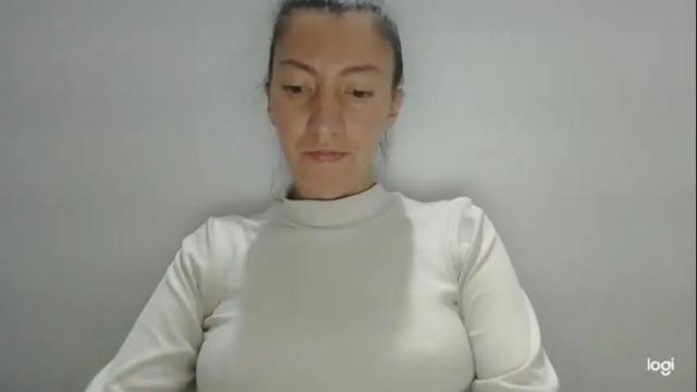 Image 2 of candymilfff Stream on Chaturbate on 1 month ago