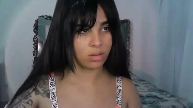 Image 12 of candyred_99 Stream on Chaturbate on 24 months ago