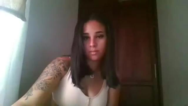 Image 3 of candyred_99 Stream on Chaturbate on 19 months ago