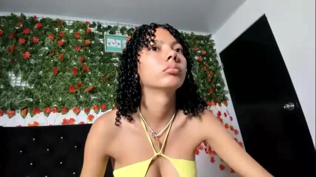 Image 2 of candysexi_10 Stream on Chaturbate on 23 days ago
