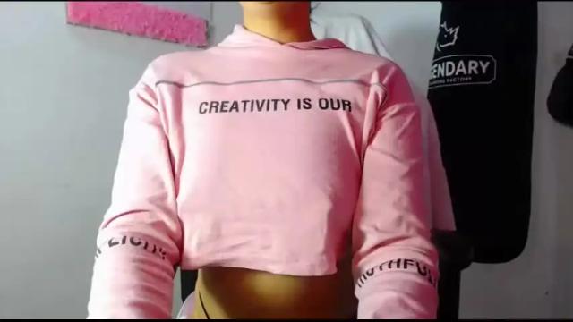 Image 3 of candyticaran69 Stream on Chaturbate on 13 months ago