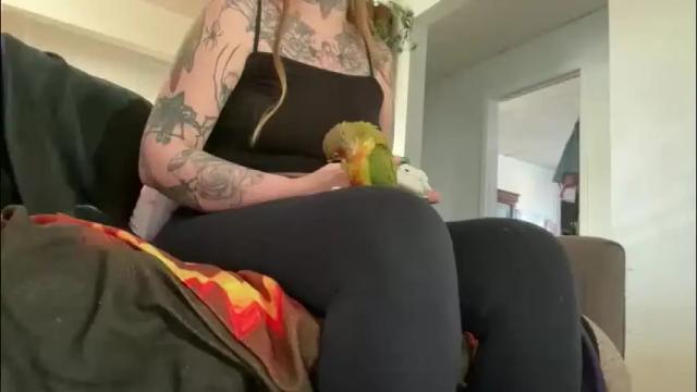 Image 4 of cannabitchcam Stream on Chaturbate on 1 month ago