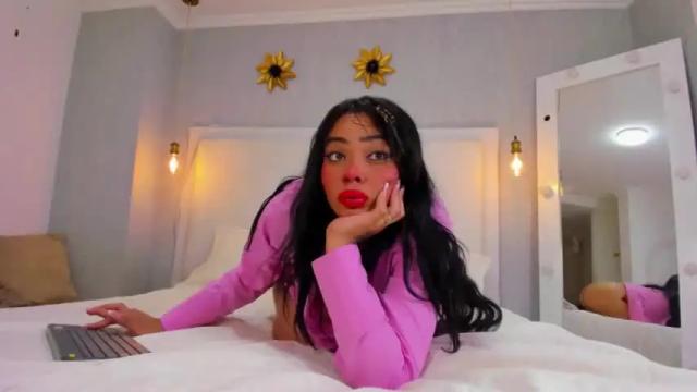 Image 4 of canndymom Stream on Chaturbate on 17 months ago