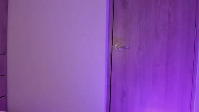 Image 11 of cannelle_garces1 Stream on Chaturbate on 15 months ago