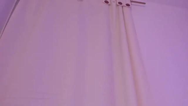 Image 12 of cannelle_garces1 Stream on Chaturbate on 15 months ago