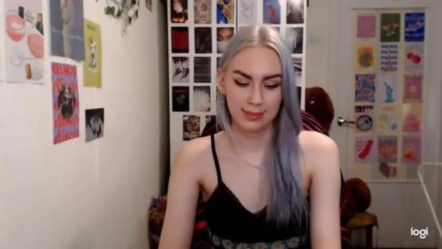 Image 4 of capricious00scorpio Stream on Chaturbate on 16 months ago