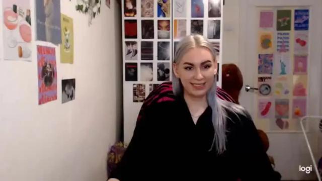 Image 2 of capricious00scorpio Stream on Chaturbate on 16 months ago
