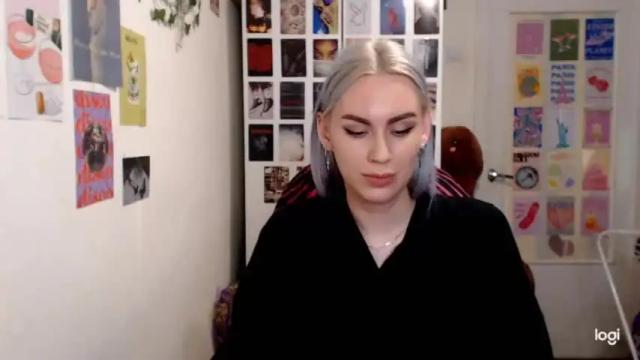 Image 8 of capricious00scorpio Stream on Chaturbate on 16 months ago