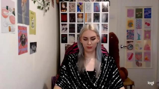 Image 4 of capricious00scorpio Stream on Chaturbate on 13 months ago