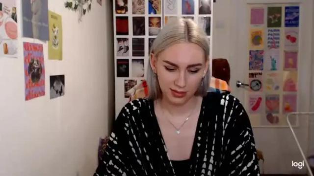 Image 6 of capricious00scorpio Stream on Chaturbate on 13 months ago