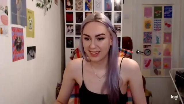Image 4 of capricious00scorpio Stream on Chaturbate on 12 months ago