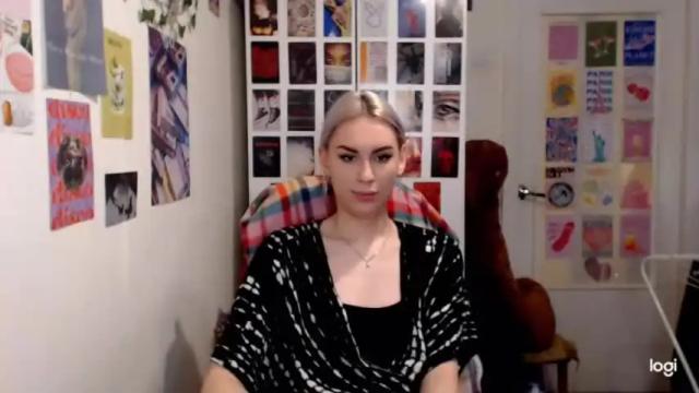 Image 6 of capricious00scorpio Stream on Chaturbate on 12 months ago