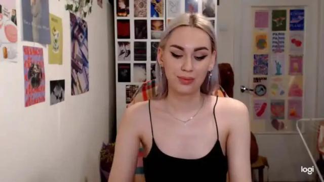 Image 12 of capricious00scorpio Stream on Chaturbate on 12 months ago