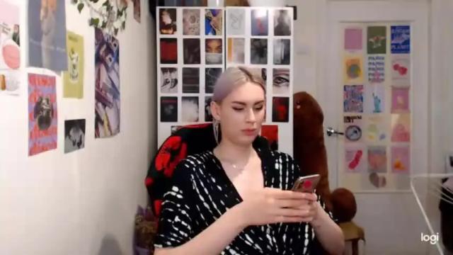 Image 12 of capricious00scorpio Stream on Chaturbate on 12 months ago