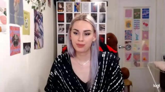 Image 11 of capricious00scorpio Stream on Chaturbate on 14 months ago
