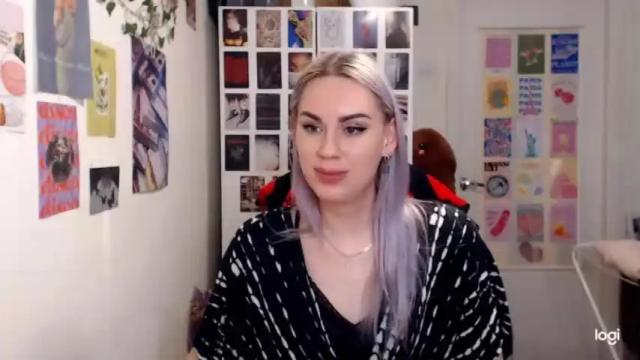 Image 4 of capricious00scorpio Stream on Chaturbate on 14 months ago