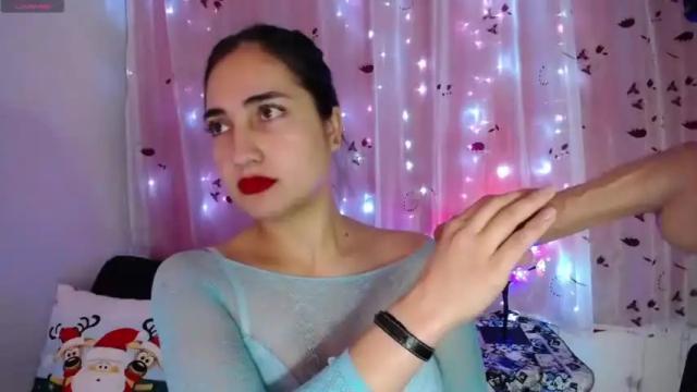 Image 2 of capricornio_16 Stream on Chaturbate on 17 months ago