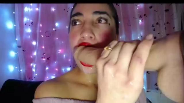 Image 10 of capricornio_16 Stream on Chaturbate on 14 months ago
