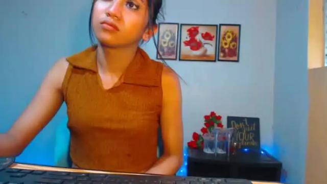 Image 4 of captivatingkatkat Stream on Chaturbate on 12 months ago