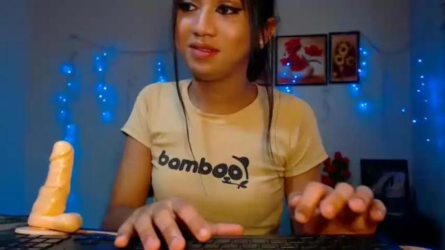 Image 4 of captivatingkatkat Stream on Chaturbate on 12 months ago