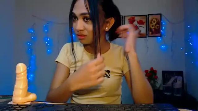 Image 6 of captivatingkatkat Stream on Chaturbate on 12 months ago