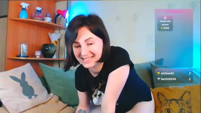 Image 4 of car0line1995 Stream on Chaturbate on 3 days ago