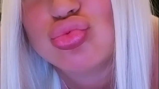 Image 12 of cara__harris Stream on Chaturbate on 1 month ago