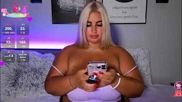 Image 12 of cara__harris Stream on Chaturbate on 1 month ago